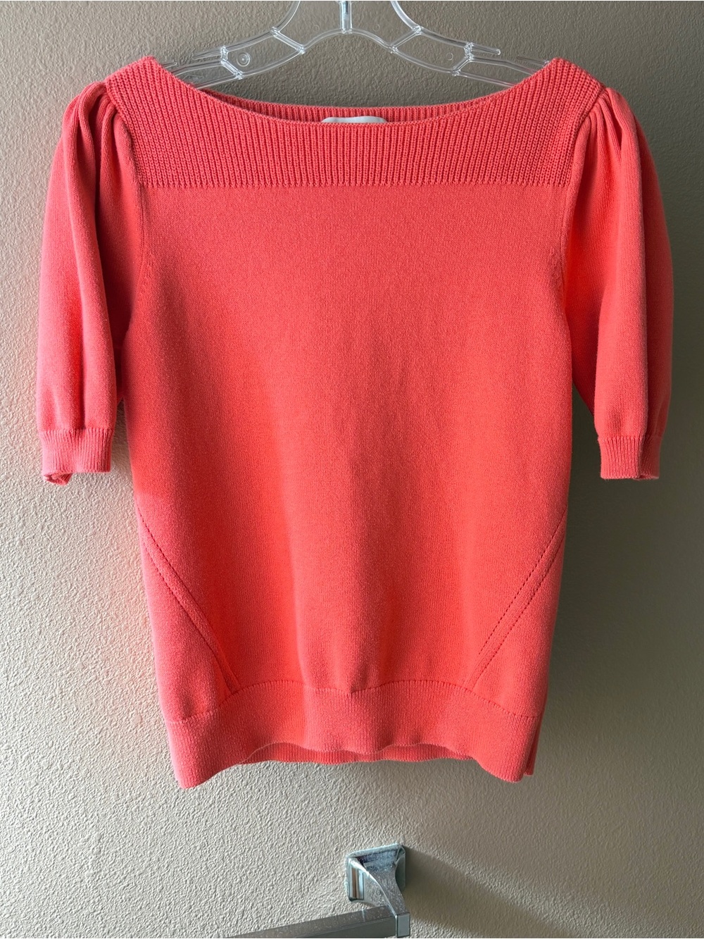 💥5/$15 Loft Puff Sleeve Coral Boatneck Sweater Tee